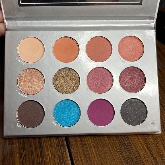 Crown Pro/pur eyeshadow palette combo - Picture 4 of 4